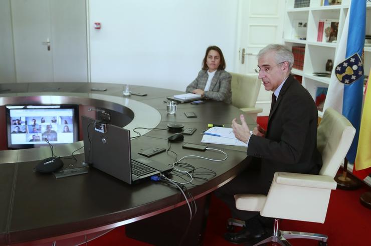 O conselleiro de Economía, Francisco Conde, nunha reunión telemática co sector biotecnolóxico galego / Xunta.