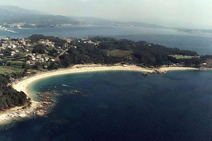 Praia de Cabío, na Pobra do Caramiñal / turismo.gal