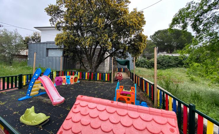 Parque e zonas exteriores pertencentes a unha escola infantil.. Eduardo Parra - Europa Press 