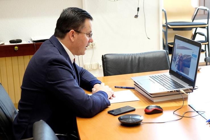 Videoconferencia de José González con organizacións agrarias. XOÁN CRESPO