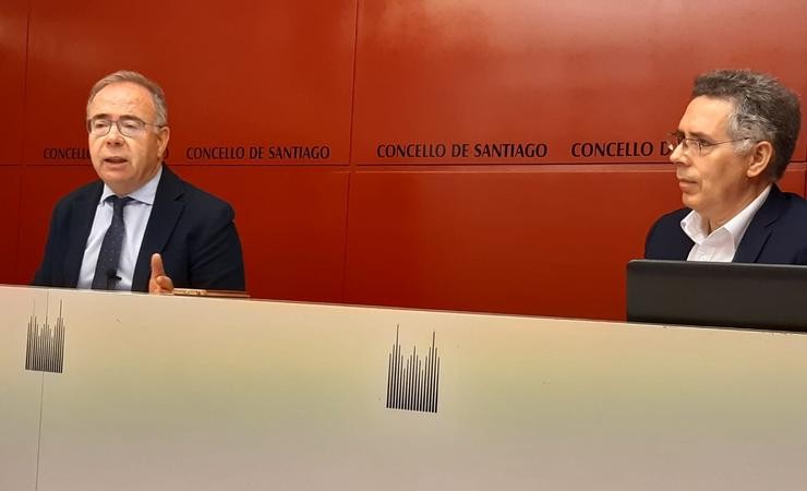 Rolda de prensa do alcalde, Xosé Sánchez Bugallo.. CONCELLO DE SANTIAGO 
