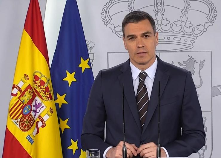 O presidente do Goberno, Pedro Sánchez, durante a rolda de prensa do 23 de maio en Moncloa. MONCLOA