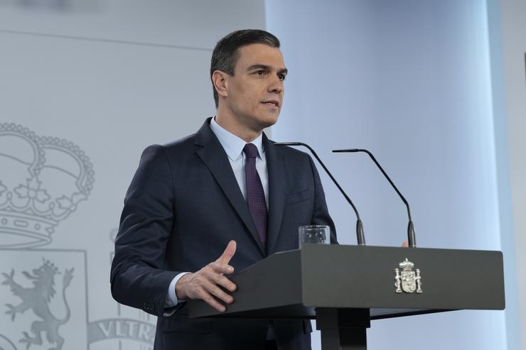 Comparecencia do presidente do Goberno, Pedro Sánchez, onde anunciou que a partir do 2 de maio poderase saír para facer deporte de forma individual e a dar paseos coas persoas coas que convivamos se "a evolución da epidemia é favorab. Moncloa