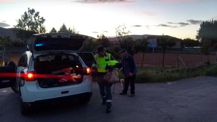 Localizado un home desorientado a uns 4 quilómetros da súa casa en Verín (Ourense).. GARDA CIVIL 