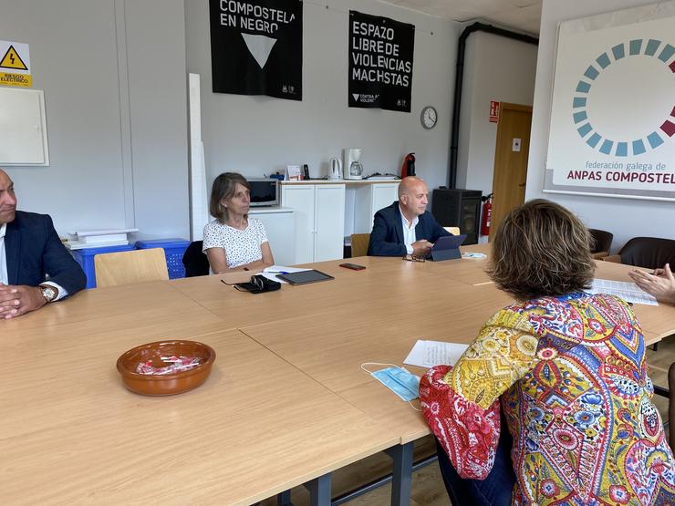 Reunión de representantes de Marea Galeguista coa Confederación de Anpas Galegas.. MAREA GALEGUISTA 