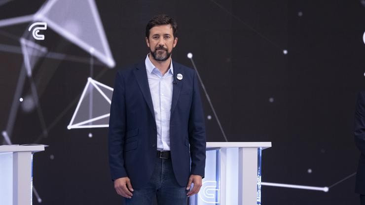 O candidato á Presidencia da Xunta de Galicia en Común, Antón Gómez-Reino, no debate televisivo a sete organizado pola radiotelevisión galega (CRTVG), o único debate electoral programado na campaña. CRTV