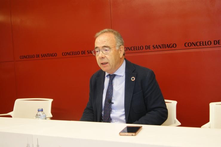 O alcalde de Santiago, Xosé Sánchez Bugallo 