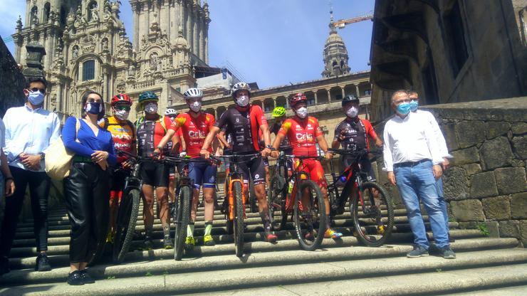 O equipo 'Investigación é Vida' chega a Santiago de Compostela 