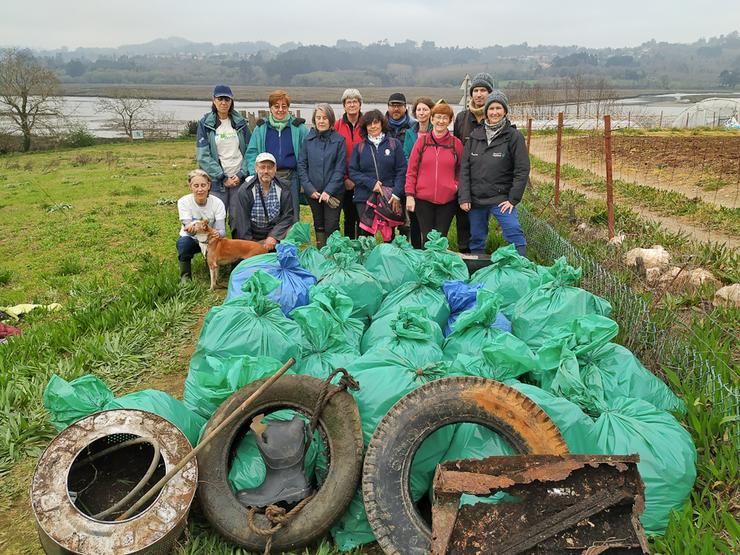 Voluntarios de Fragas do Mandeo / Fundación Fragas do Mandeo