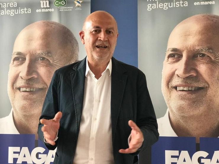 O candidato de Marea Galeguista, Pancho Casal, pousa para unha entrevista con Europa Press. EUROPA PRESS-BEATRIZ VILA 