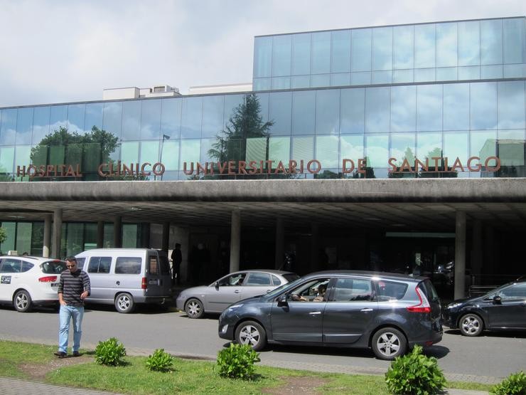 Fachada do Hospital Clínico Universitario de Santiago. EUROPA PRESS - Arquivo