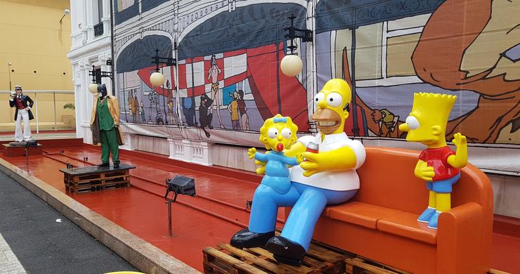 Figuras dos Simpson expostas no Salón do Cómic da Coruña. VIÑETAS DENDE O ATLÁNTICO
