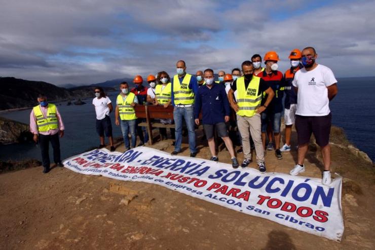 Traballadores de Alcoa no 