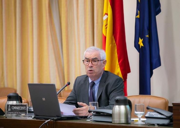 O fundador da Sociedade Española de Microbiología Clínica e Enfermidades Infecciosas e membro do Consello Científico Asesor da Fundación Gadea Ciencia, Emilio Bouza, no Congreso. Congreso - Arquivo 