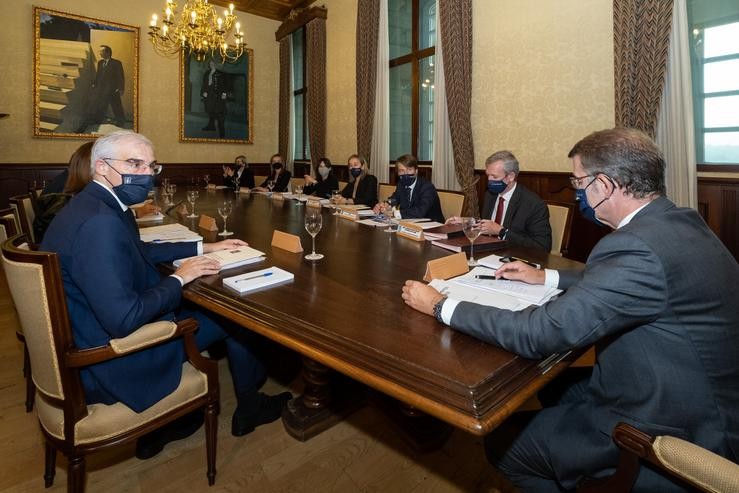 O presidente da Xunta, Alberto Núñez Feijóo, preside a reunión do Consello Extraordinario dá Xunta. DAVID CABEZÓN @ XUNTA DE GALICIA / Europa Press