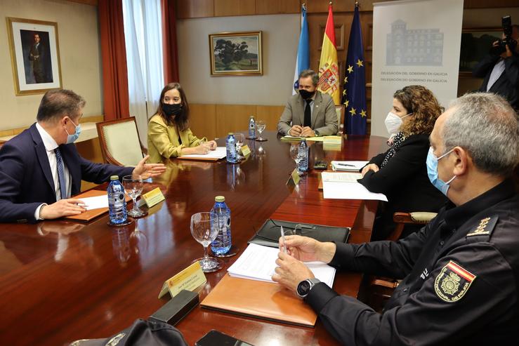 O delegado do Goberno en Galicia, José Miñones, e a alcaldesa da Coruña, Inés Rei, abordan asuntos vinculados á seguridade cidadá. DELEGACIÓN DO GOBERNO EN GALICIA / Europa Press
