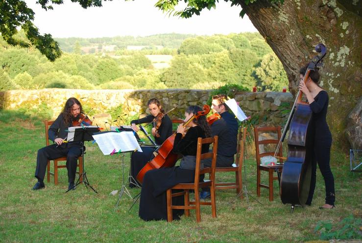 FESTIULLOA, festival de música de cámara organizado pola asociación ecolóxico-cultural Quercus Sonora