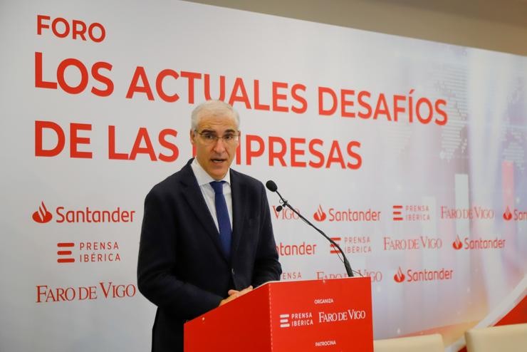 O vicepresidente segundo da Xunta, Francisco Conde, durante o foro. MVR / Europa Press