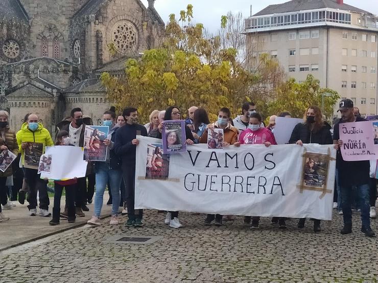 Marcha no Carballiño, localidade da moza agredida, en defensa da reforma da lei do menor. / Europa Press.