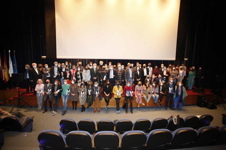 Foto de familia dos Premios dá Crítica de Galicia 2021. XUNTA 