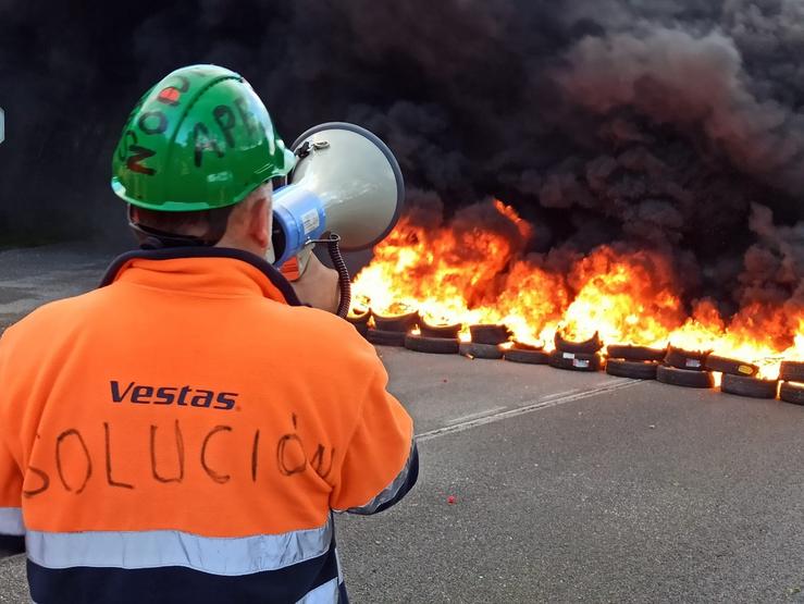 Traballadores de Vestas retomaron as protestas este mércores no Barqueiro / COMITÉ DE EMPRESA.