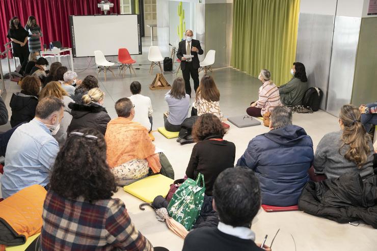 O concelleiro de Emprego, Jesús Celemín, nos talleres sobre emprendemento / Concello da Coruña.
