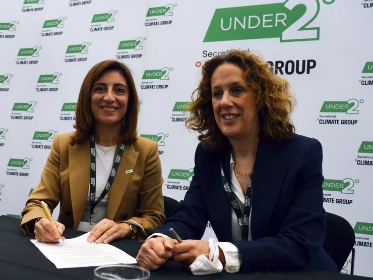 A conselleira de Medio Ambiente, Anxos Vázquez, asina o Memorando de Entendemento Under2 2021. XUNTA DE GALICIA / Europa Press