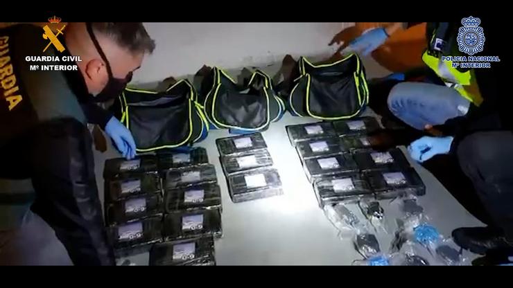 Droga intervida nunha operación conxunta da Garda Civil e Policía Nacional en Galicia con 11 detidos.. GARDA CIVIL E POLICÍA NACIONAL / Europa Press