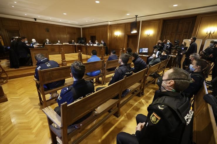 Sección Segunda da Audiencia Provincial de Pontevedra durante un xuízo / Beatriz Ciscar