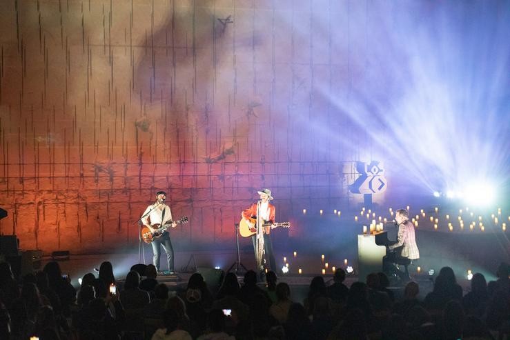 O cantante e músico Leiva durante un concerto. Adrià Riudavets - Europa Press - Arquivo
