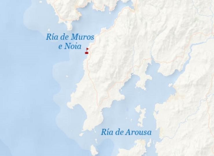 Zona na que envorcou unha planadora que foi remolcada a Porto do Son (A Coruña).. SALVAMENTO MARÍTIMO 