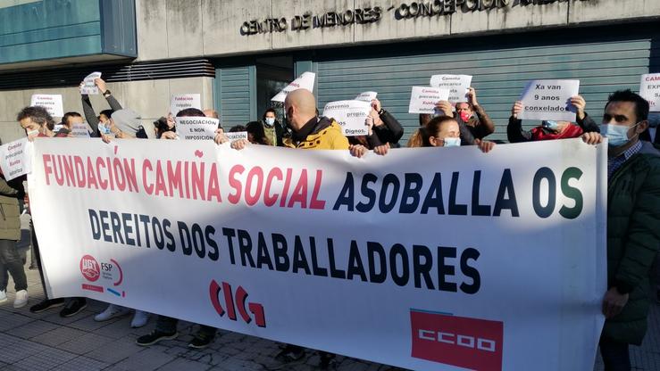 protesta traballadores Camiña Social