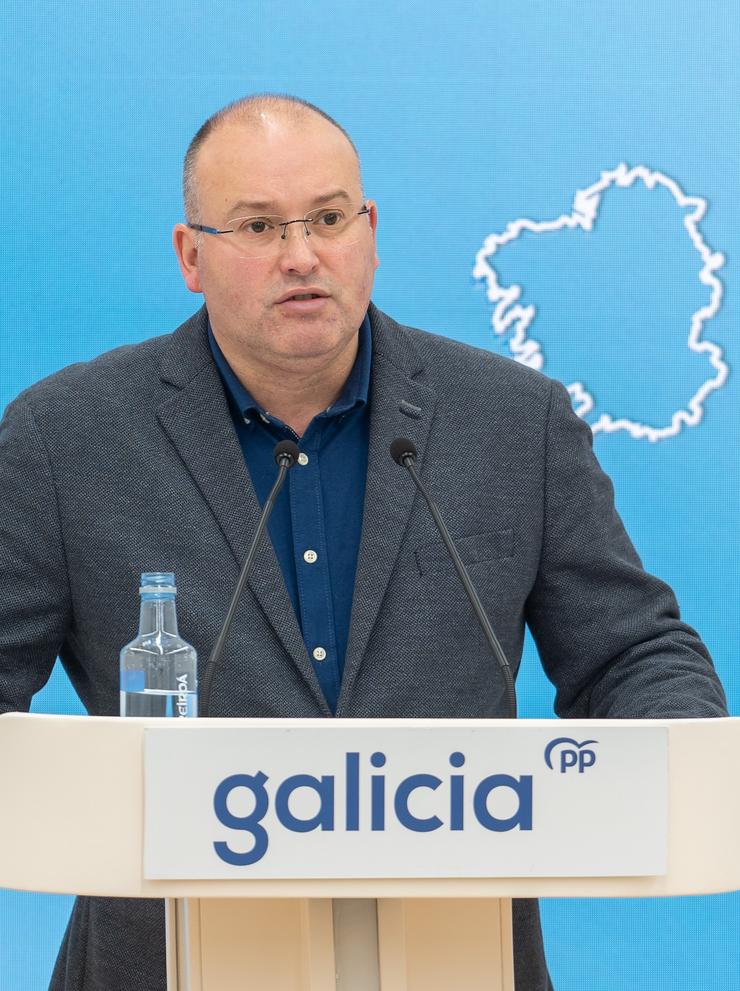 O secretario xeral do PPdeG, Miguel Tellado, en rolda de prensa. ANGELG / Europa Press