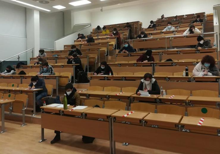 Exames na Universitat de València. UV / Europa Press