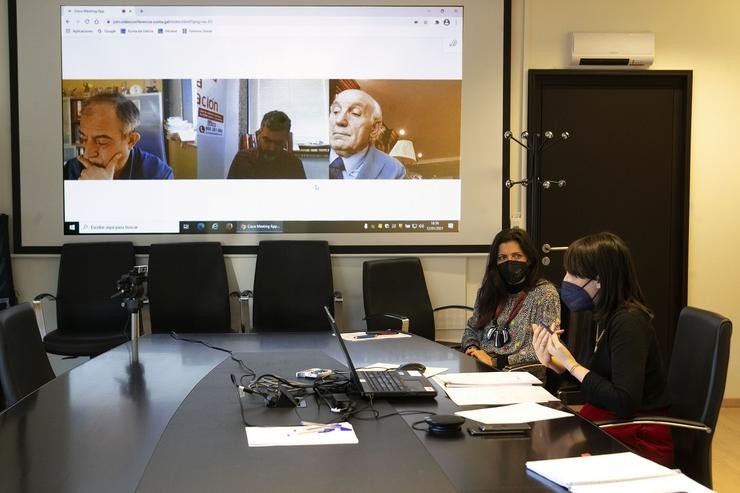 A conselleira de Emprego, María Jesús Lorenzana, reúnese por videoconferencia con representantes de UXT, CC.OO. E CEG. CONCHI PAZ 