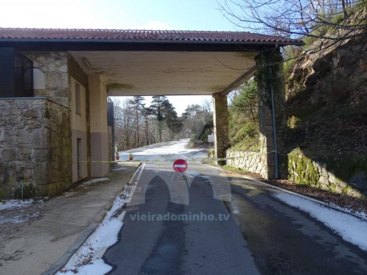 Fronteira de Galicia con Portugal en Portela do Home pechada, pero non pola covid, senon polas condicións metereolóxcias 