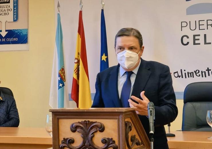 Luís Planas en Celeiro, Viveiro (Lugo). MINISTERIO DE AGRICULTURA E PESCA / Europa Press