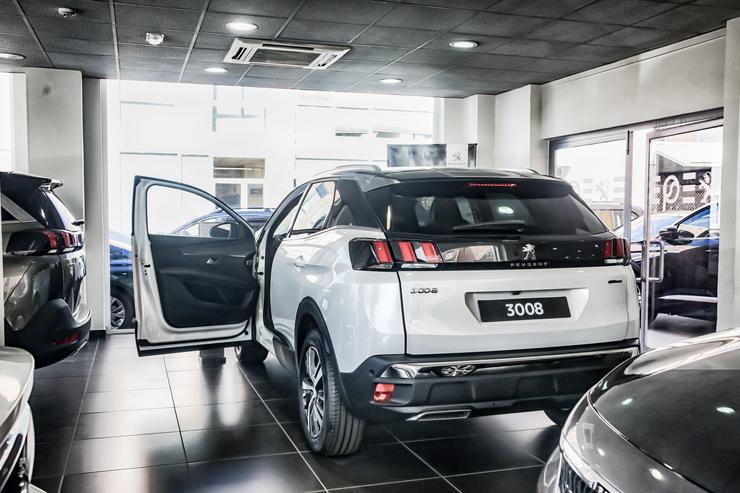 Imaxe dun coche, Peugeot 3008, nun concesionario / Europa Press.