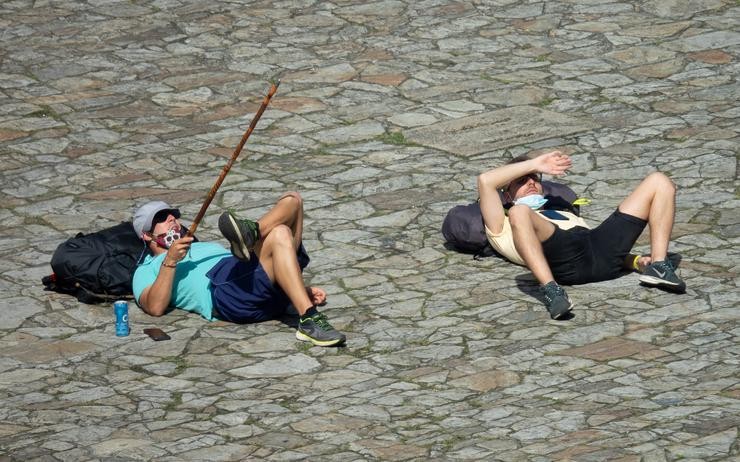 Peregrinos con máscaras na Praza do Obradoiro, no primeiro verán da pandamia Covid-19, Santiago de Compostela 26 de agosto do 2020. Eduardo Briones - Europa Press - Arquivo / Europa Press