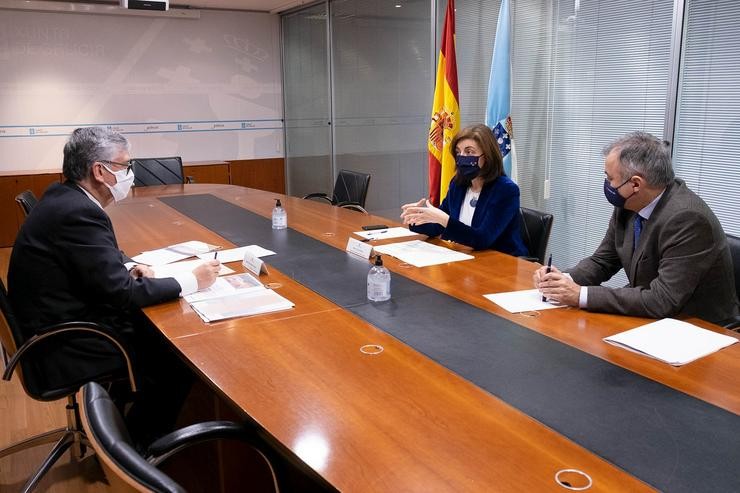 Reunión entre a conselleira de Medio Ambiente, Territorio e Vivenda, Anxos Vázquez, e o presidente dá Confederación de Empresarios de Galicia (CEG), Juan Manuel Vieites. XOÁN CRESPO / Europa Press