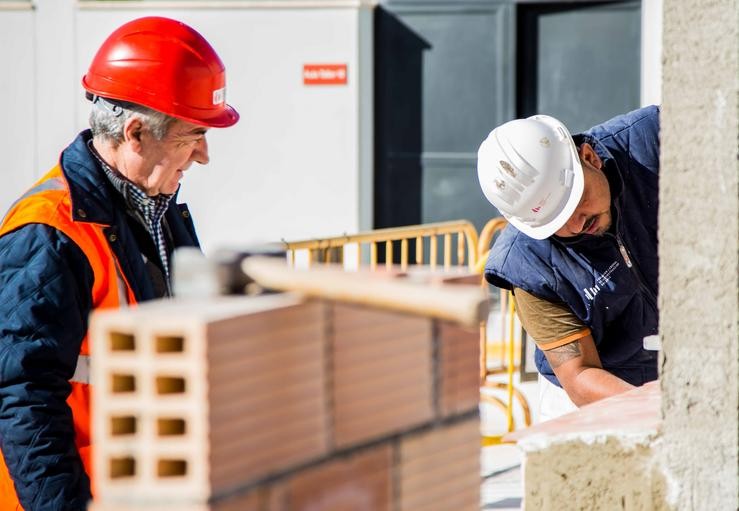 Alumnos da Fundación Laboral de la Construción. 