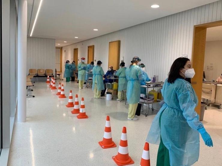 Un cribado para detectar casos de covid-19 na área sanitaria de Santiago e Barbanza / Sergas - Europa Press