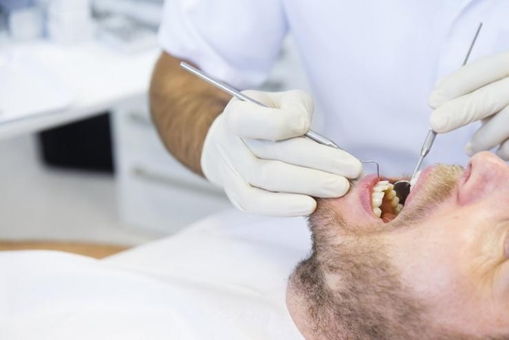 Dentista, boca, paciente / ZLIKOVEC - Arquivo
