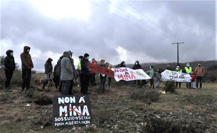 Protesta pola mineira Alberta I / remitida