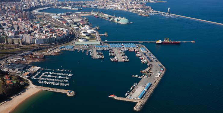 Porto da Coruña / Marea Atlántica.