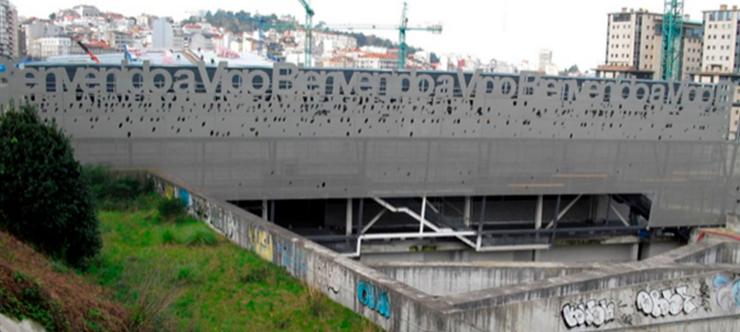 Cartel ás portas de Vigo denunciado pola Mesa/Liña do galego