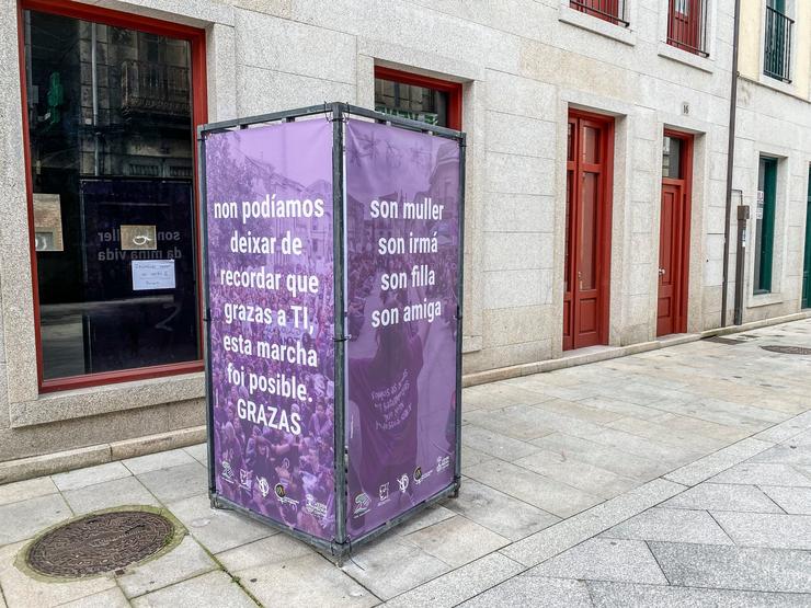 Un dos paneis que locen para o 8M. Foto: Prensa Concello de Verín