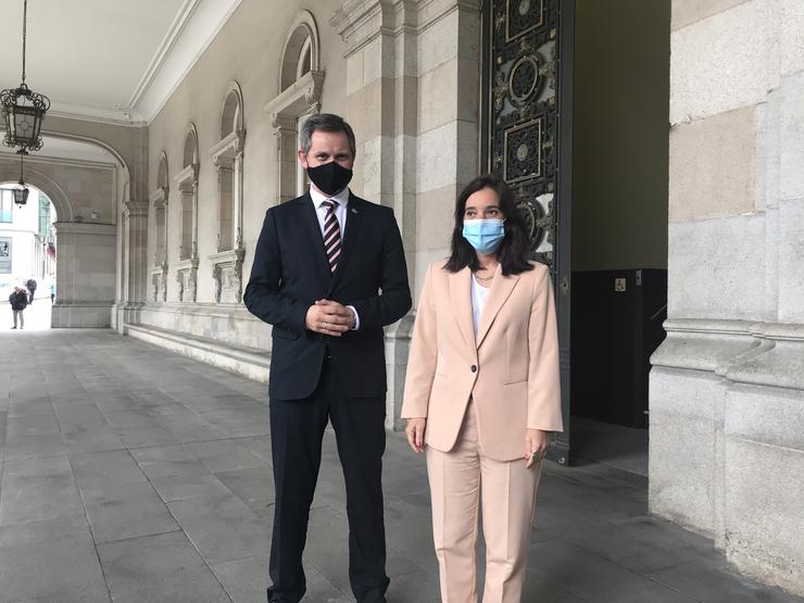O delegado do Goberno en Galicia, José Miñones, e a alcaldesa da Coruña, Inés Rey / Delegación do Goberno.