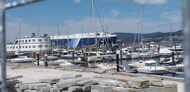 Barco ro-ro 