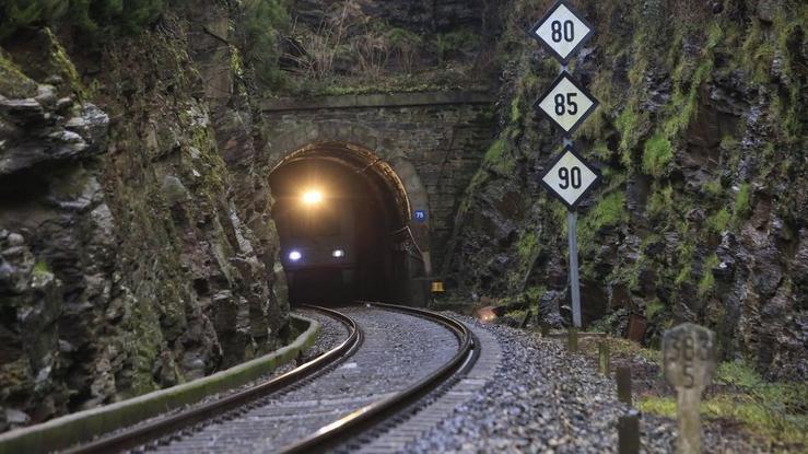 Túnel de Oural, na provincia de Lugo.. ADIF / Europa Press